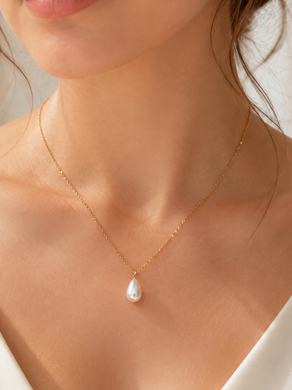 Pearl Pendant Necklace, Gold Teardrop Pearl Necklace, Bridal Wedding Necklace